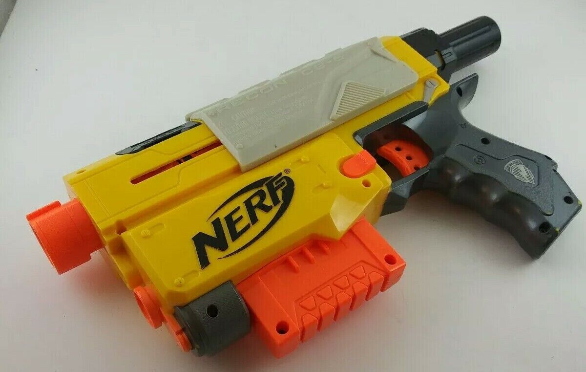 Corpo Nerf N-Strike Recon CS-6 com clipe de munição arma Dart Blaster  Hasbro sem munição