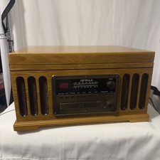 RETRO Oak Detrola KM837 Record Player CD Cassette Am/Fm radio See Description.
