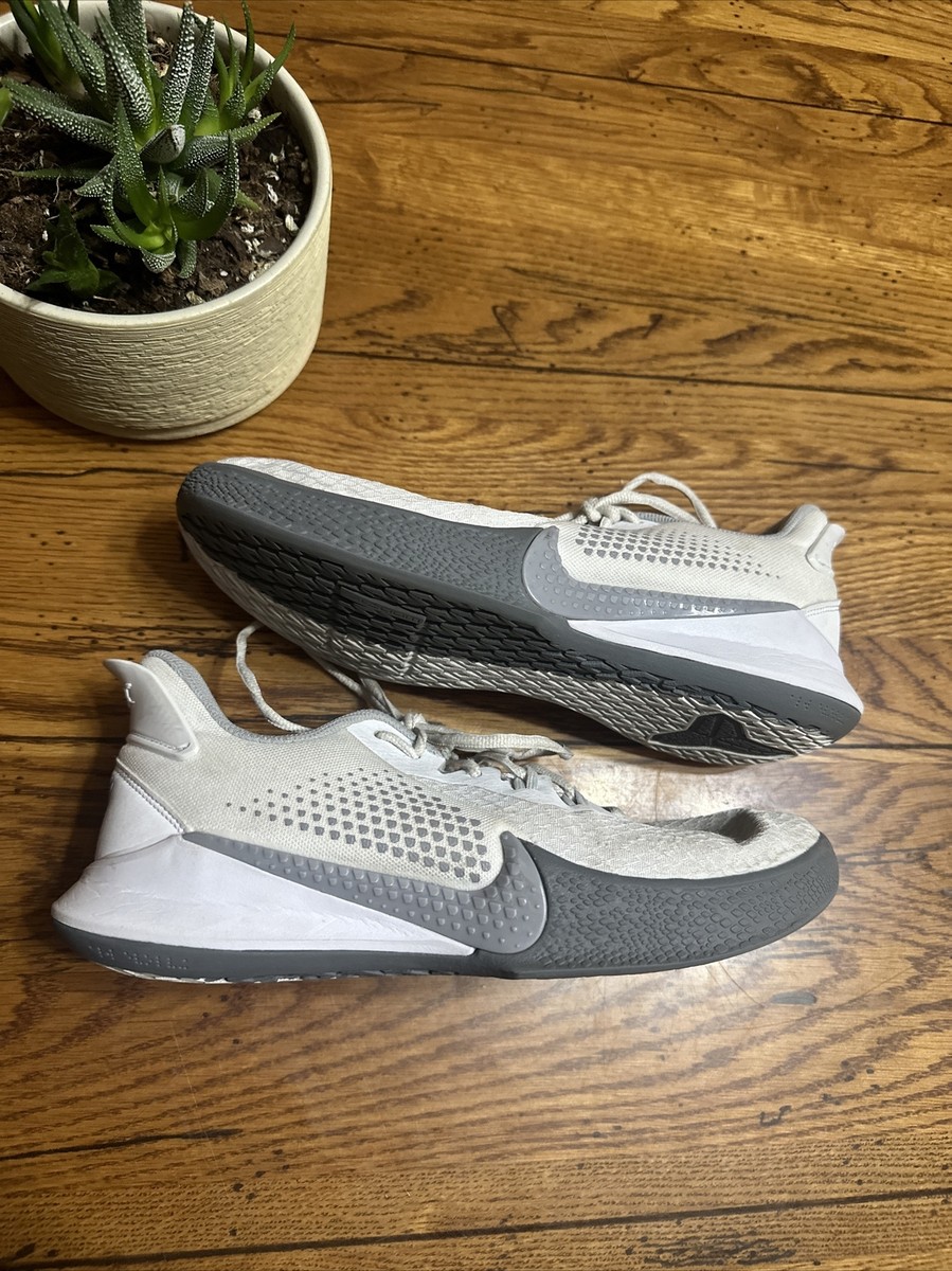 NIKE Mens Mamba Fury CK2087-100 White Basketball Shoes Sneakers Size 8 s-l400.jpg main image 3