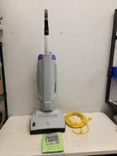 ProTeam® FreeFlex® Battery Powered Upright Vacuum (#107499) (1)