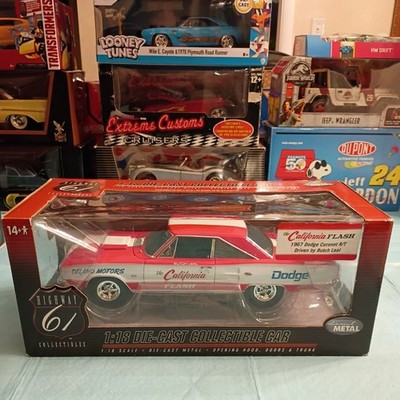 NEW Hi-Way 61  1:18 1967 Dodge Coronet, The California Flash-Butch Leal, NOS NIB