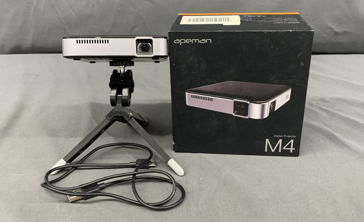 Apeman M4 Digital Projector w/ Tripod & USB Charger IOB POWERS ON