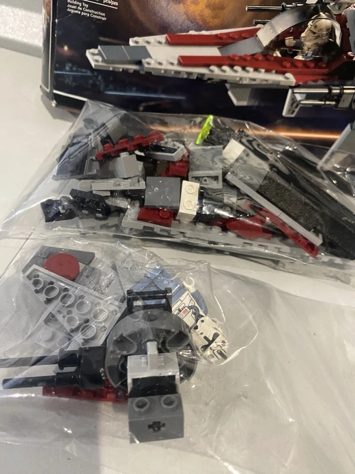 LEGO Star Wars: V-Wing Fighter (6205) - Image 3 of 3