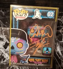 Gabriel Fluffy Iglesias Black Light Fluffy Shop Dia Muertos Autograph Funko #02