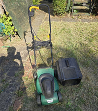 B&Q Corded Electric Push Lawn Mower Rotary Blade with Grass Catcher Green/Black