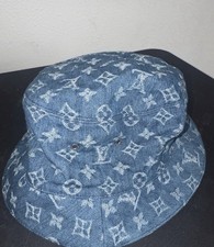 Louis Vuitton Men s Monogram Reversible Bucke...