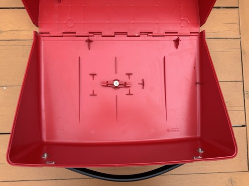 Ancienne machine à coudre BERNINA 830 Record rouge étui de transport, très bon état - Photo 15 sur 16