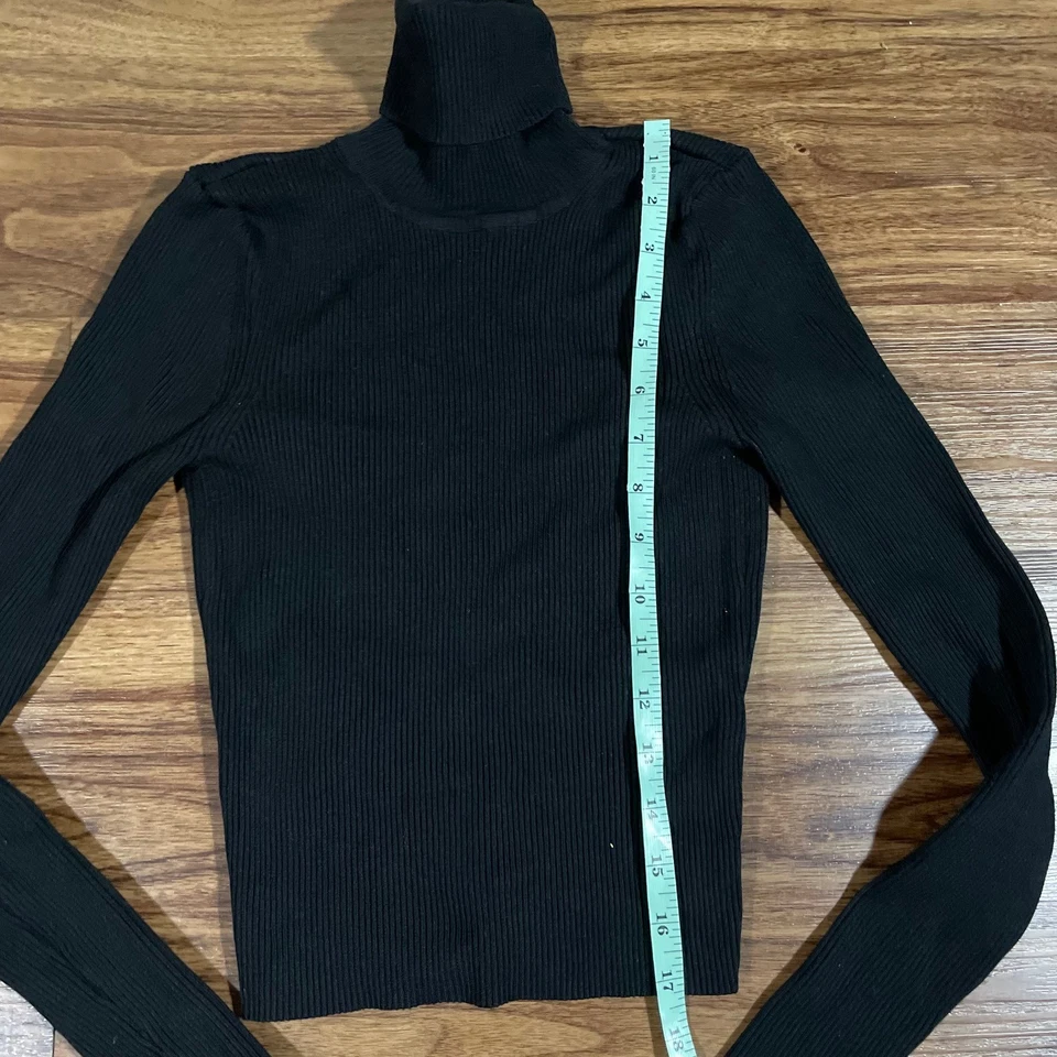 Top Zara Acanalado Cuello Alto Manga Larga Mujer Pequeño Negro Corte Espalda Foto 4 de 4