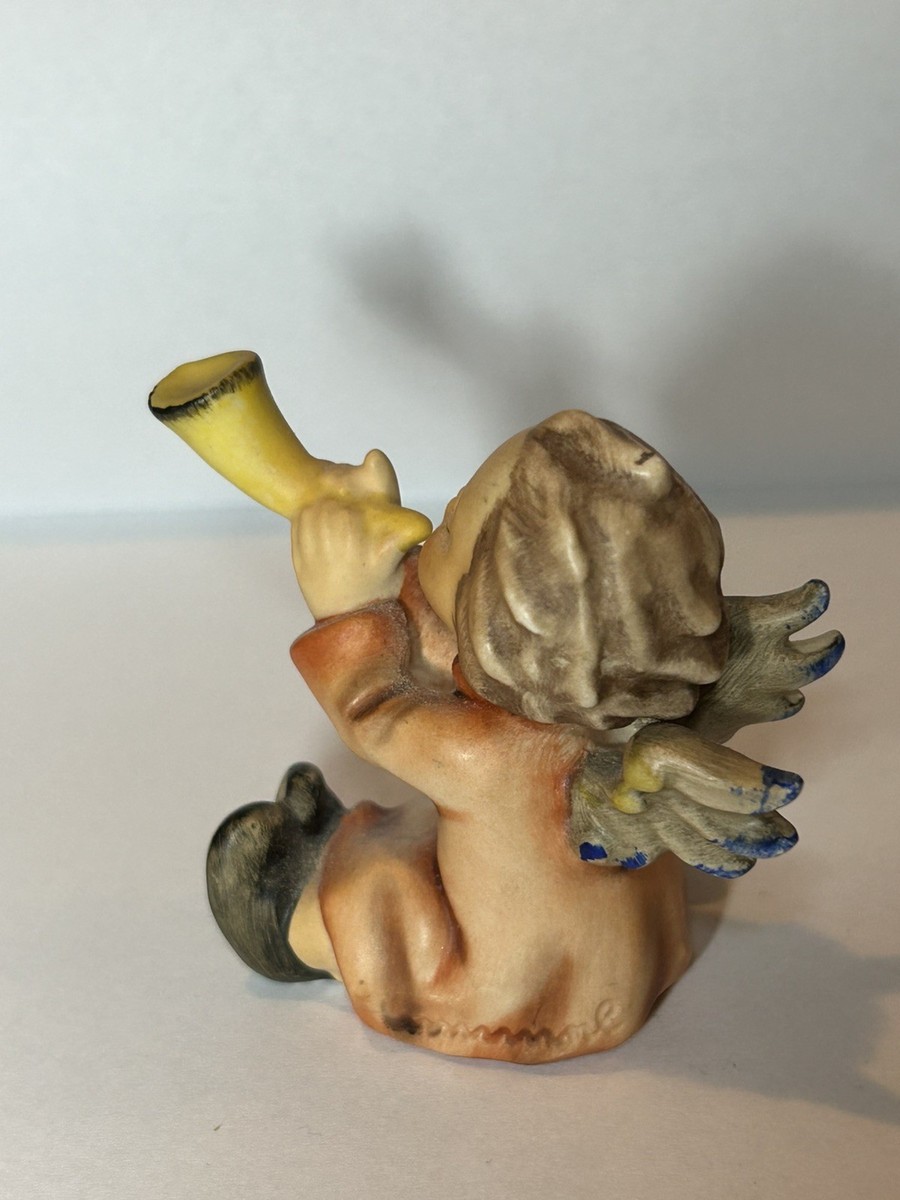 Goebel W Germany 1960 Hummel Tuneful Angel #359 Horn & Lantern