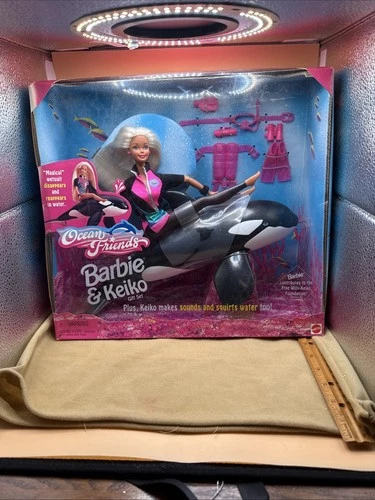 Vintage 1996 Barbie & Keiko Gift Set New In Box