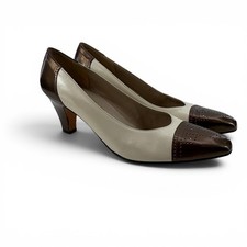 Salvatore Ferragamo Vintage Two Tone Bronze Cream Brogue Pumps Heels 8.5 AAAA