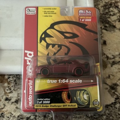 CHASE Auto World 1/64 2019 Dodge Challenger SRT Hellcat Ultra Red Diecast