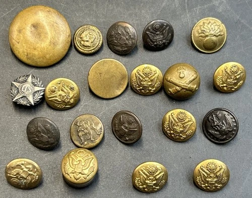 EH Vintage / antique military uniform buttons, Civil War, Era World War 1 & 2,