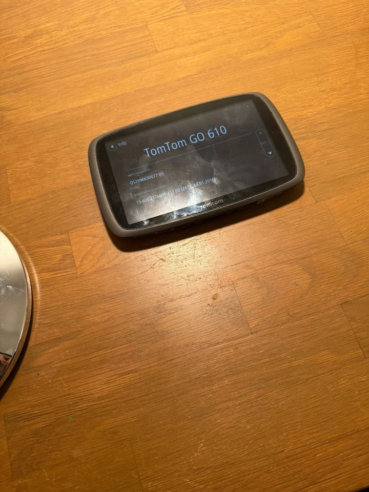 TomTom Go 610 World 6 Zoll Navi, Navigationsgerät - Bild 4 von 4