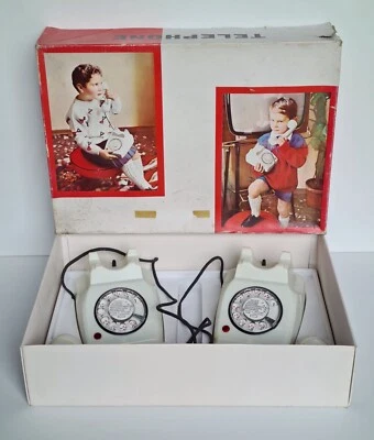 2 téléphones jouets enfants made in Italy Italie années 1960 avec boite vintage - Photo 1/4