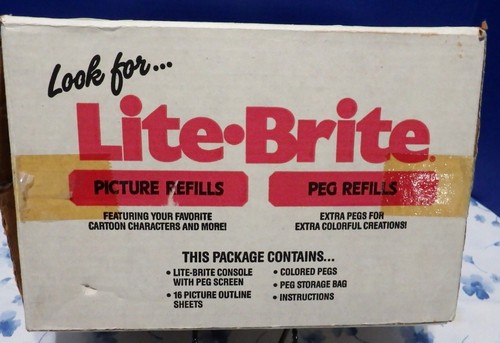1990 LITE BRITE Hasbro Light Bright con pioli e fogli PIÙ fogli Disney mai usati - Foto 24 di 24