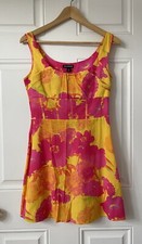 PrettyLittleThing Pink Floral Print Linen Look Corset Detail Bodycon Dress (8)
