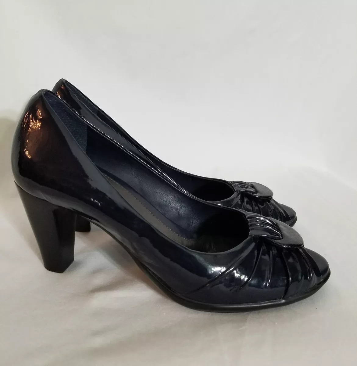 Nurture Womens Size 10 M Nevy Leather Open Toe High Heels Shoes