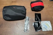 TUMI for Delta Black Amenity Kit Small Zippered Soft Travel Case Toiletry -lot j