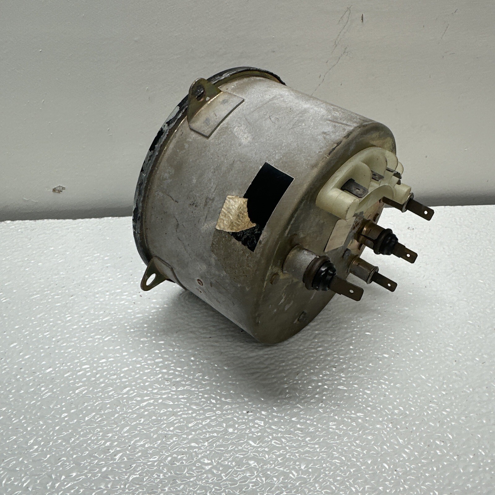 Rolls Royce Bentley Speedometer Part number UD24872  140mph / 220kph Parts Only