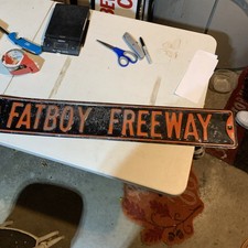Harley Davidson FAT BOY FREEWAY panneau de rue robuste en métal embossé Mancave