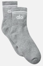 ALO Yoga Unisex Half-Crew Throwback Sock Style A0480U in Heather Grey/White