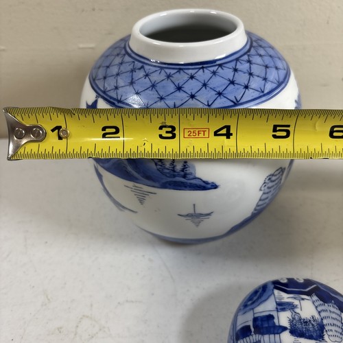 Canton Mann Ginger Jar Hand Painted Pagoda Chinoiserie Blue and White - Picture 7 of 7