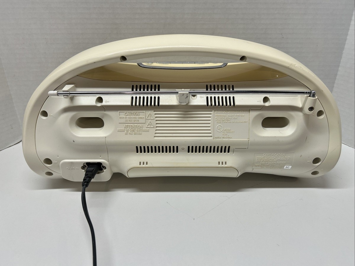 Vintage Sony Boombox ZS-Y3 Radio CD-R/RW - For Parts Or Repair