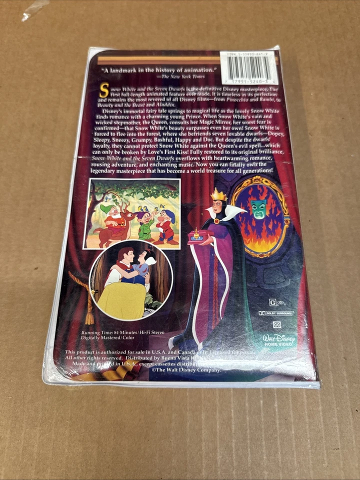 DISNEY - SNOW WHITE AND THE SEVEN DWARFS - VHS - SEALED - Not Black Diamond - Image 2 of 4