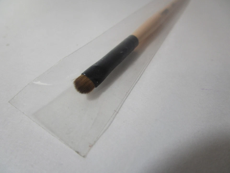 华丽化妆品刷 #013 化妆刷,凿子迷你,全新,免运费! — 第 2/4 张图片