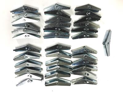 Unbranded 1/2 inch String Loaded Toggle Wing [Lot of 37] NOS
