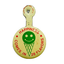 VTG 1970s Howard Johnson's Happiness Comes 28 Flavors Foldover Badge Pin Button