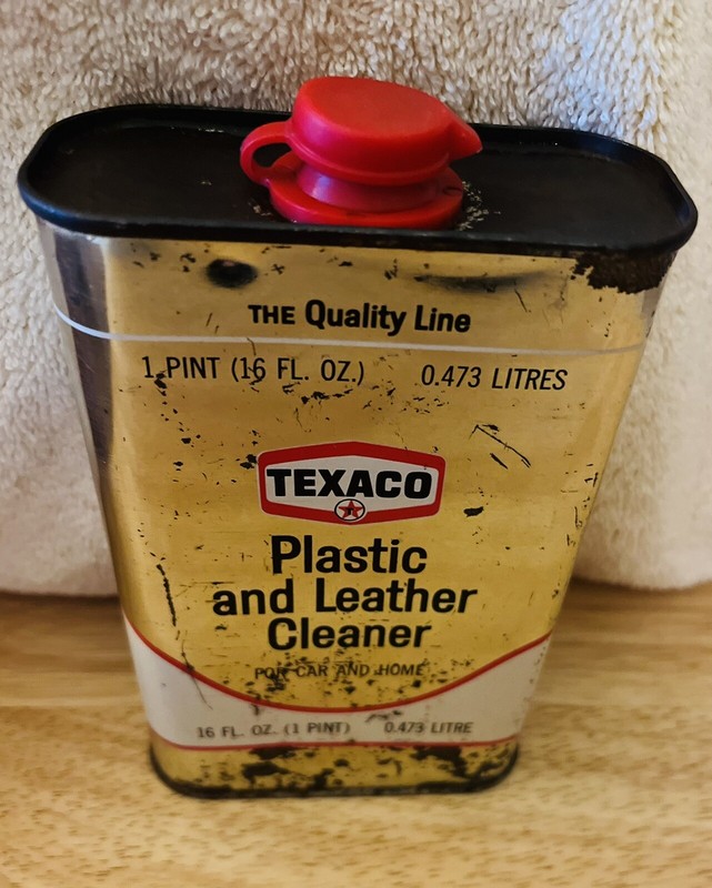 VTG. 1960s TEXACO PLASTIC and LEATHER CLEANER METAL CAN  16oz.  EMPTY