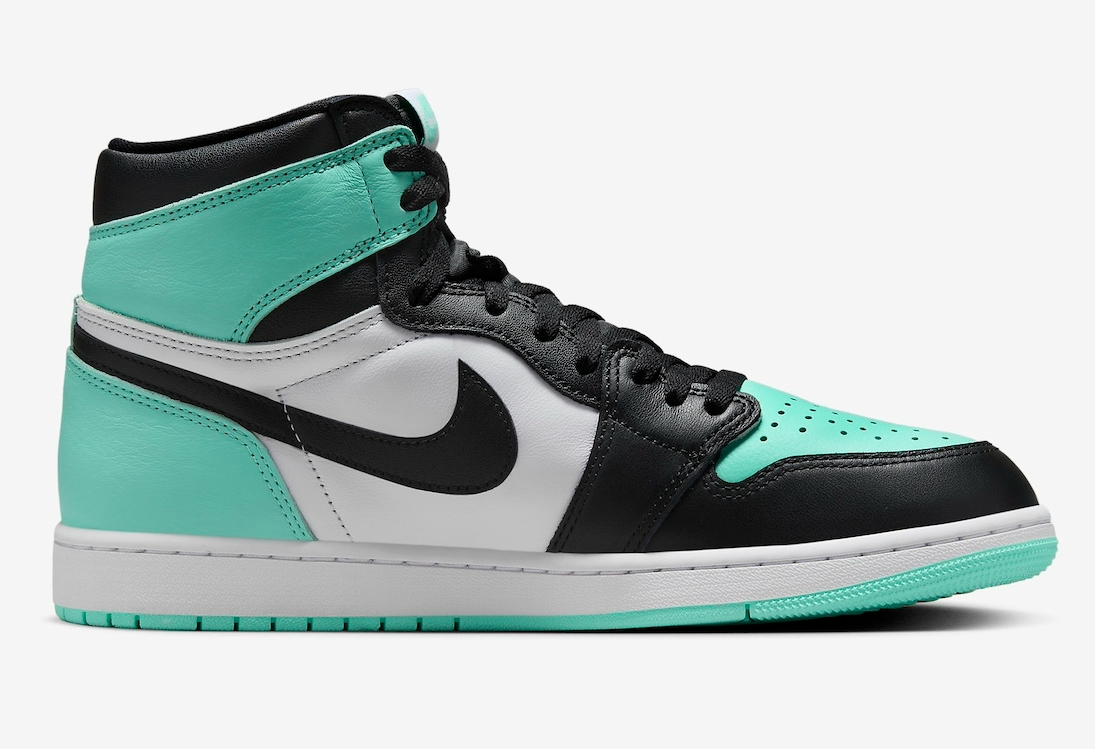 Nike Air Jordan 1 Retro High OG 'Green Glow' White Black DZ5485