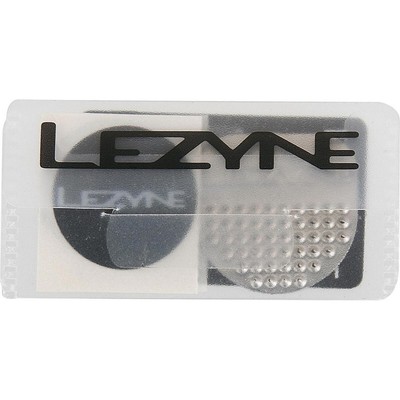 Set Di Riparazione Lezyne Kit Smart: 6 Toppe, 1 Graffio, 1 Protezione Pneumatici