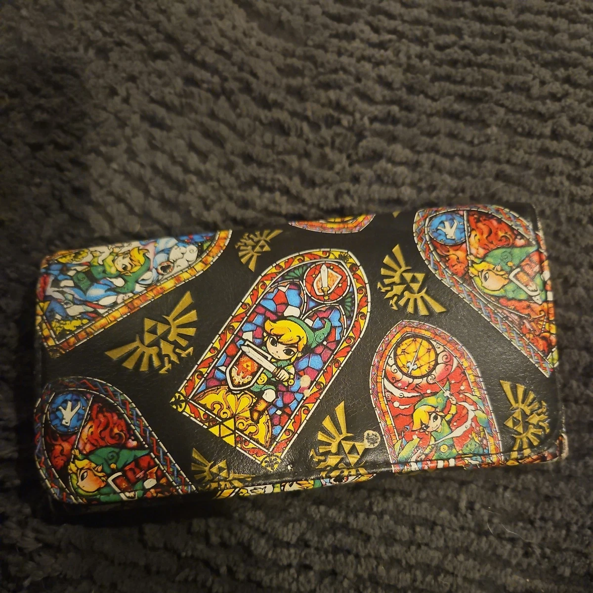 Zelda Golden Tri-Force Logo Pouch Wallet Black