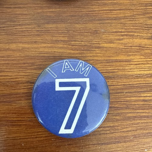 Vintage Badge Pin Birthday I Am 7 Year Old Blue White Writing