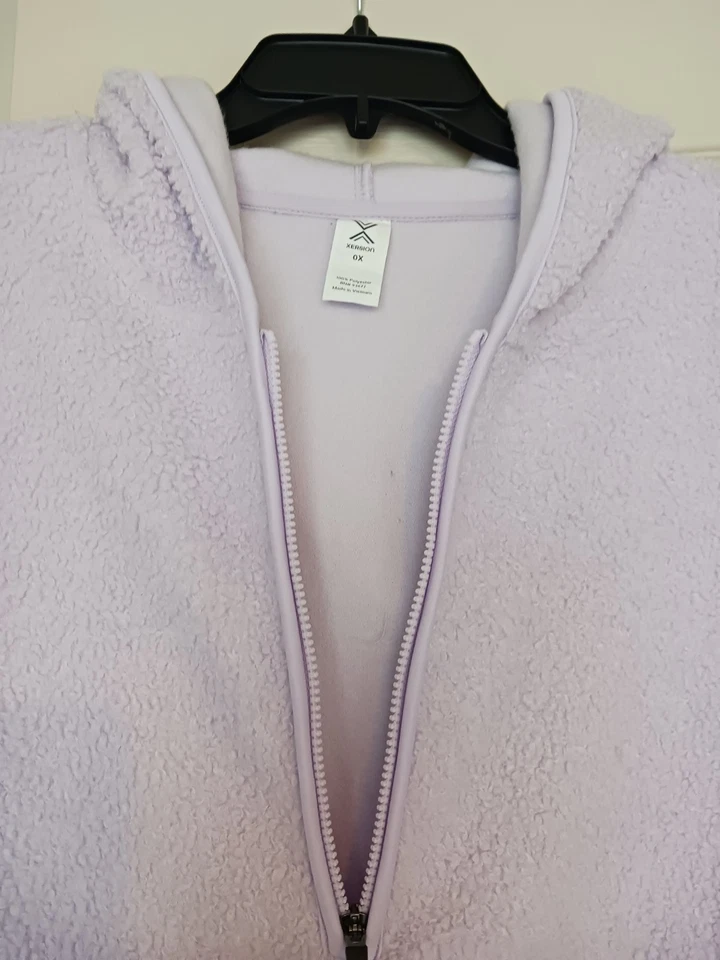 Womans Hoodie Faux Fur W Soft Brushed Interior Pastel Lavender Color Size 0X NWT - Image 3 of 4