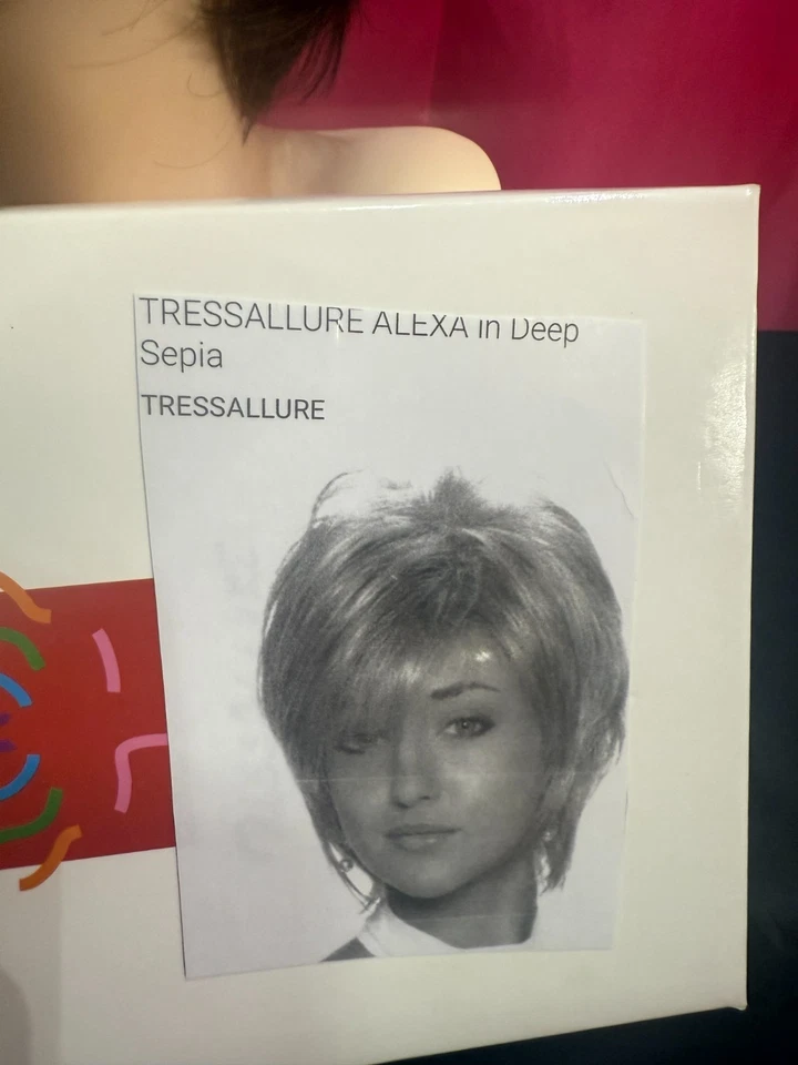 Peluca Tressallure "Alexa" Sepia Profunda Foto 4 de 4