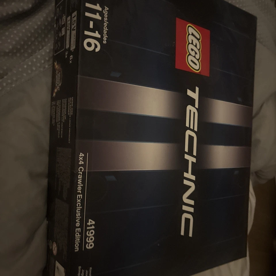 LEGO Technic 41999 4 x 4 Crawler Exclusive Edition