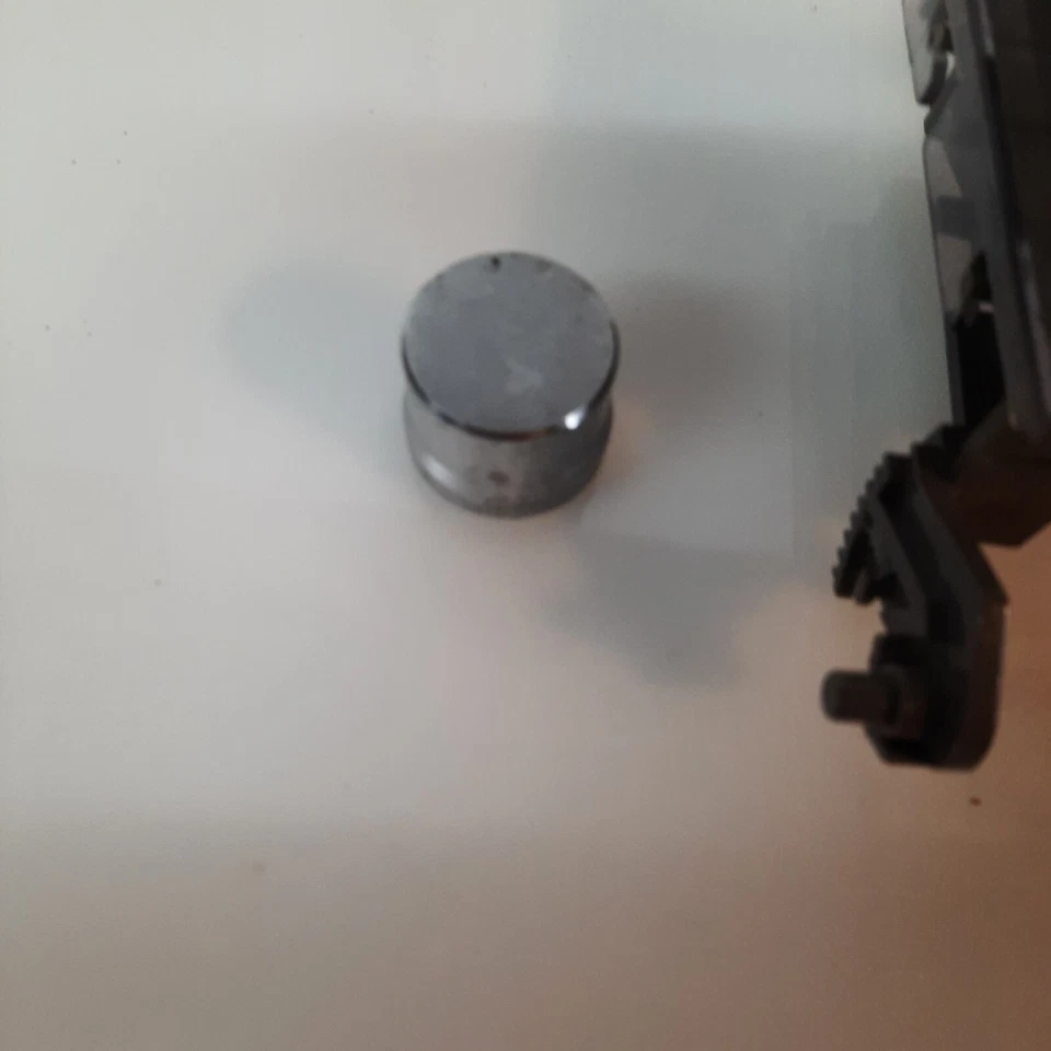 Sharp Stereo Cassette Deck Cassette Door Cover Assy Tuner Knob Silver Parts - Image 4 of 4