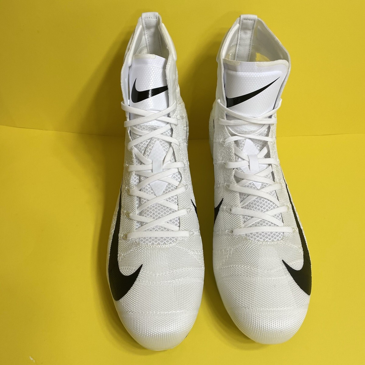 Nike Vapor Untouchable 3 Elite Flyknit Football Cleats Size  display picture 3