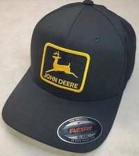 XXL / John Deere Patch Flexfit 6277 Combed Cotton Black XL/XXL  7 1/2" - 8"