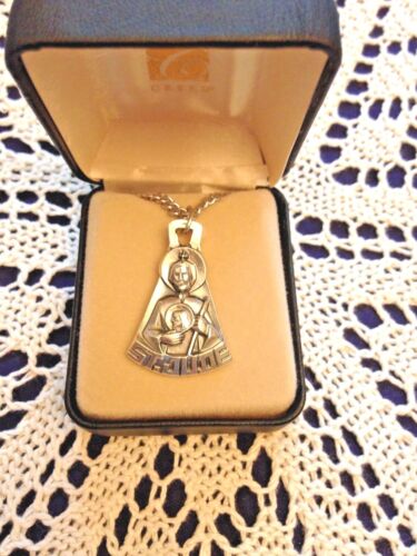 "ST JUDE"" HALSKETTE Edelstahl silber 24" Kettenbox NEU SO9782 DREIECKIG von CREED"