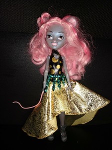 mouscedes king doll