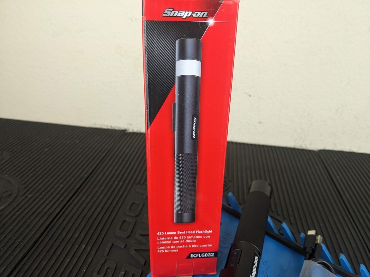 bf265 NEW Snap On Tools ECFLG032 425 Lumens Rechargeable bf265 NEW Snap On Tools ECFLG032 425 Lumens Rechargeable