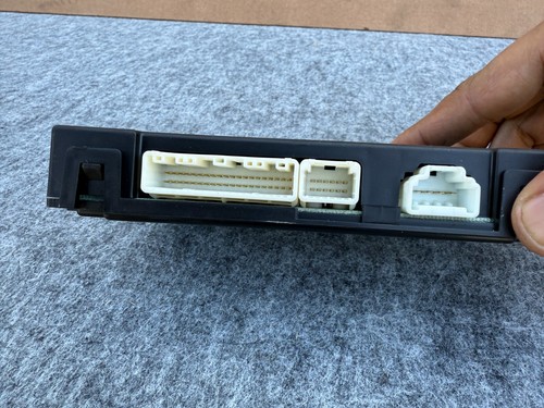 INFINITI Q50 Q60 2014-2019 OEM AC CLIMATE TEMPERATURE AMPLIFIER MODULE UNIT ASSY - Picture 2 of 4