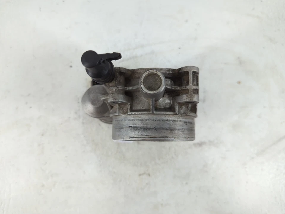 Carrocería del acelerador Honda Civic 1996-2000 NF1NA Foto 3 de 4