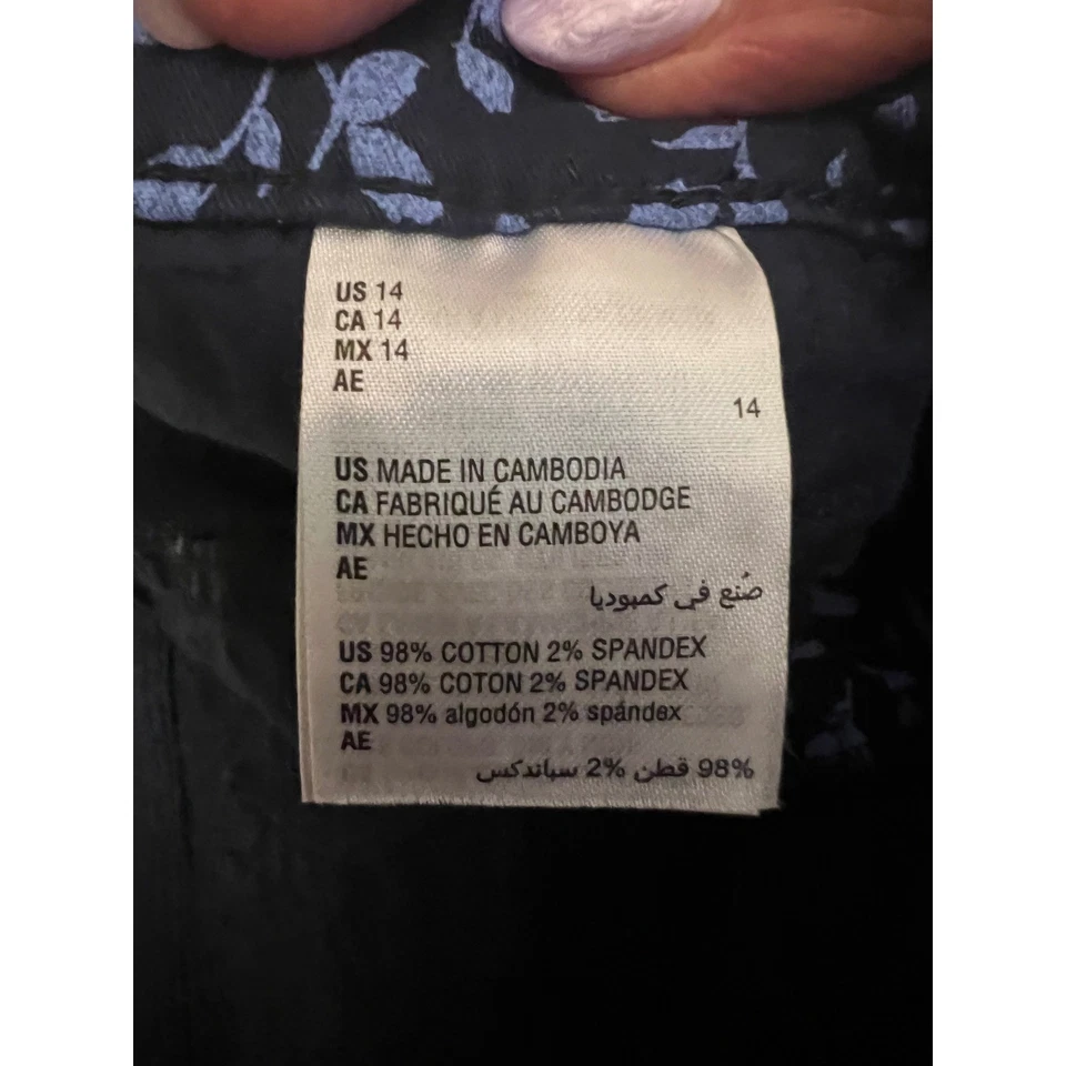 Bermudas informales con puños con estampado floral azul talla 14 Style & Co para mujer Foto 4 de 4