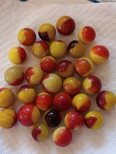 Vintage Peltier Peerless Patch Marbles. Lot Of 30 Various Sizes.You Get Pictured